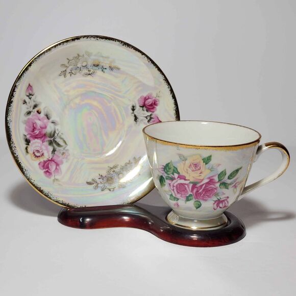 Opalescent Teacup and Saucer Pink Roses Vintage - Picture 1 of 8